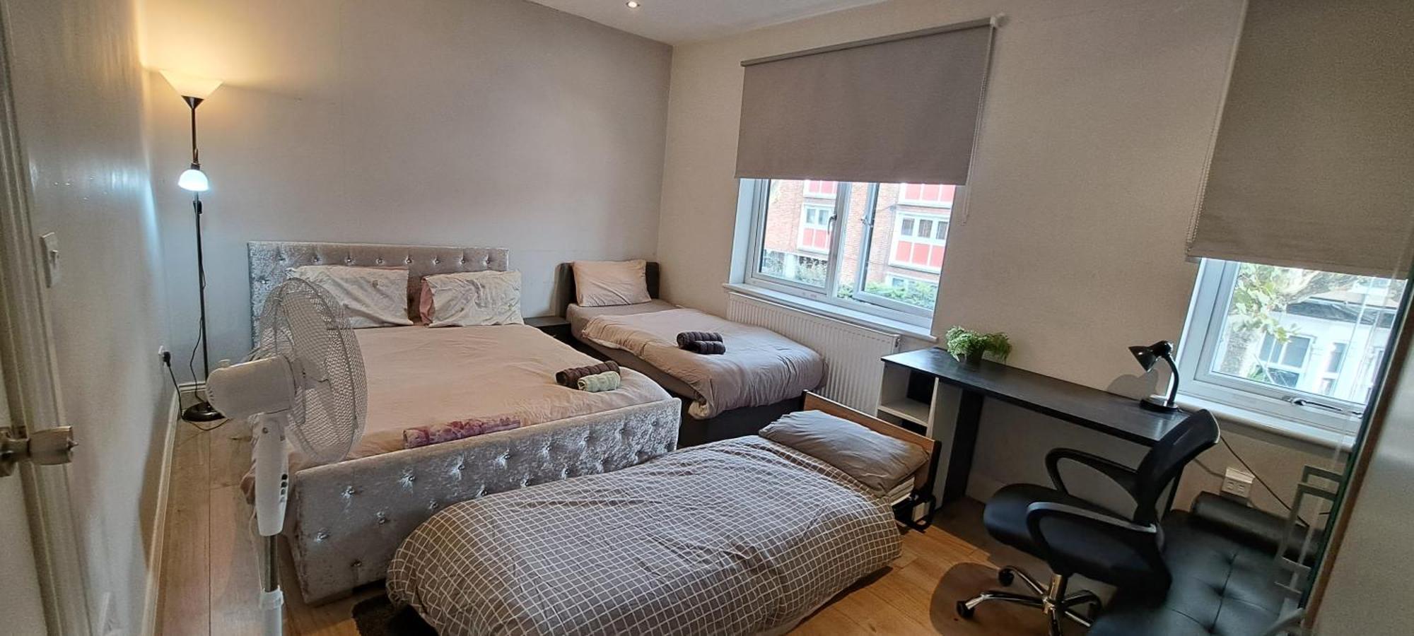 Comfy Fenia Stay London Room photo